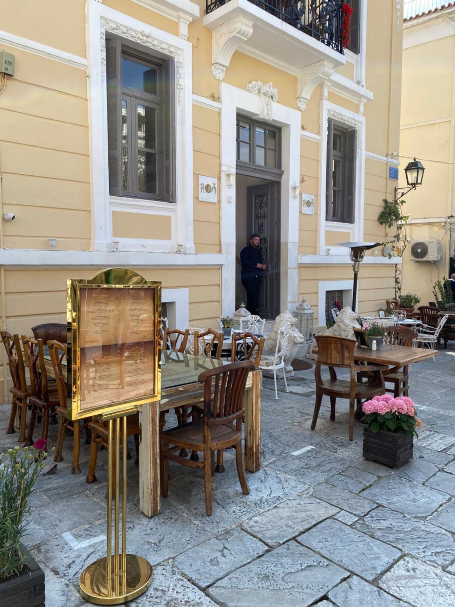 A Place 4 U Below Acropolis Apartment Atena Exterior foto