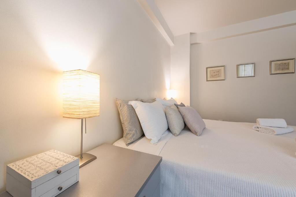 A Place 4 U Below Acropolis Apartment Atena Exterior foto