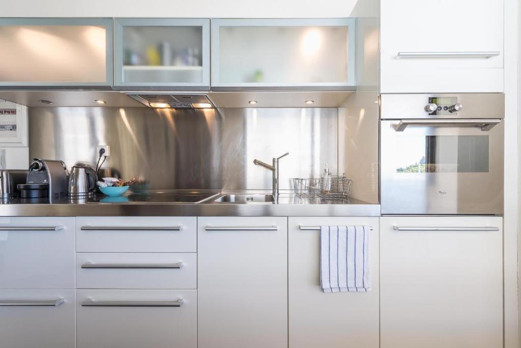A Place 4 U Below Acropolis Apartment Atena Exterior foto